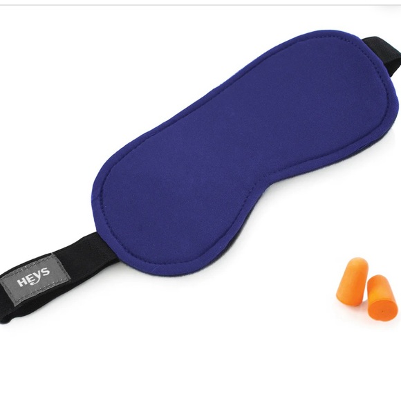 BNIB Heys travel accessories. Over $150 in value! - Picture 6 of 15